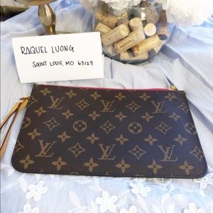 Louis Vuitton neverful wristlet pochette